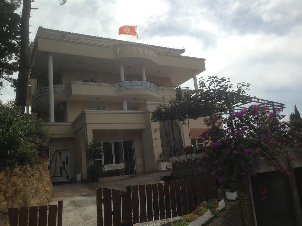 Apartments Rozela Ulcinj Exterior foto